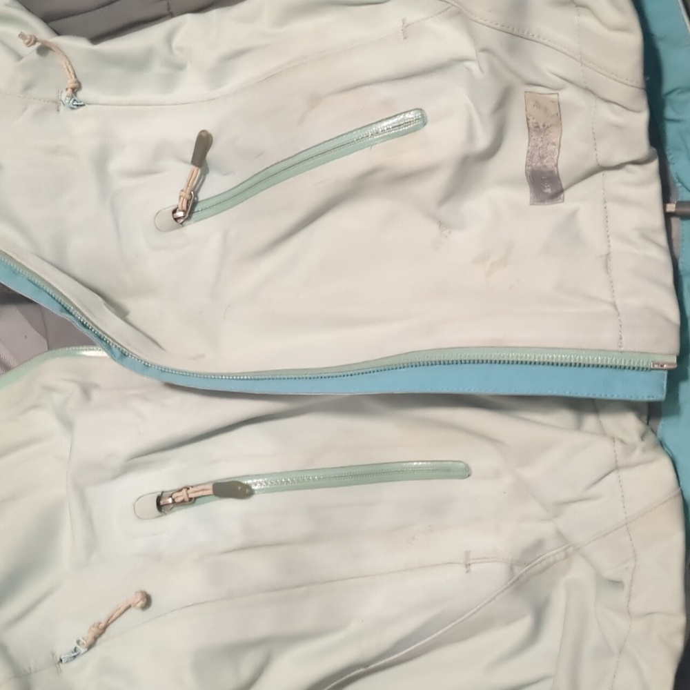 REI rainjacket - Picture 4 of 4